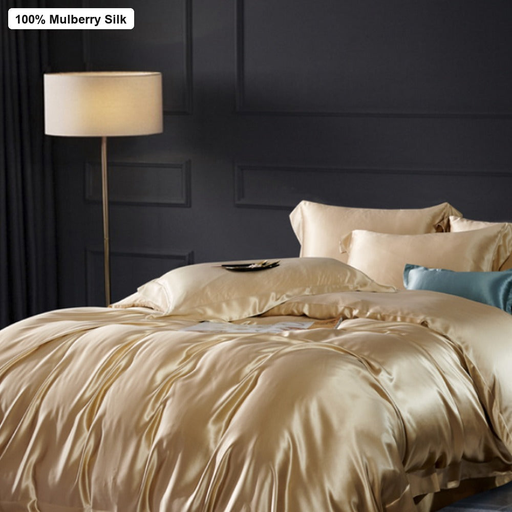 Champagne gold 40 momme mulberry silk 4-piece bedding set without watermark for luxury Middle East bedrooms