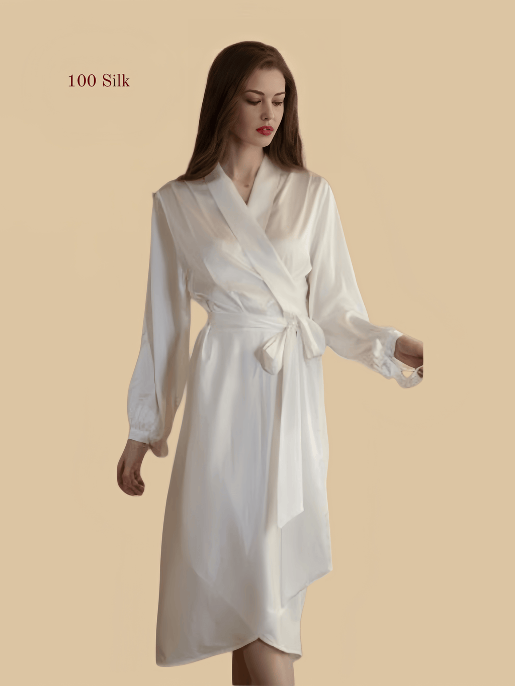 Long silk bathrobe with letter patterns