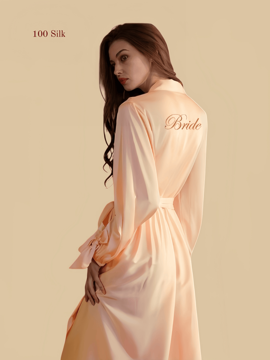 Long silk bathrobe with letter patterns