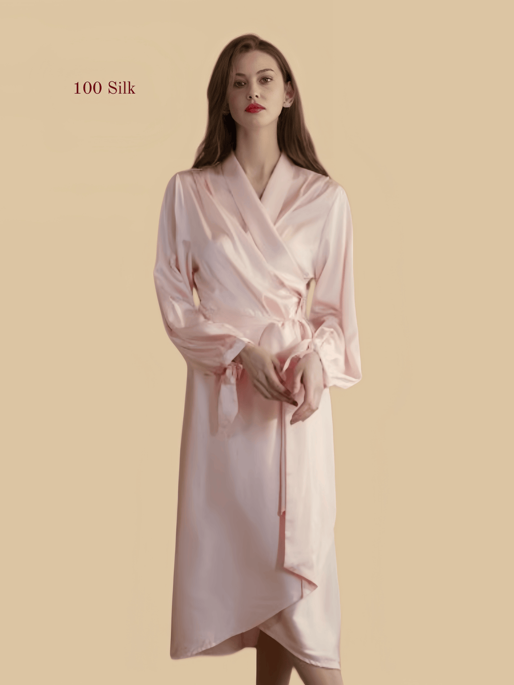 Long silk bathrobe with letter patterns