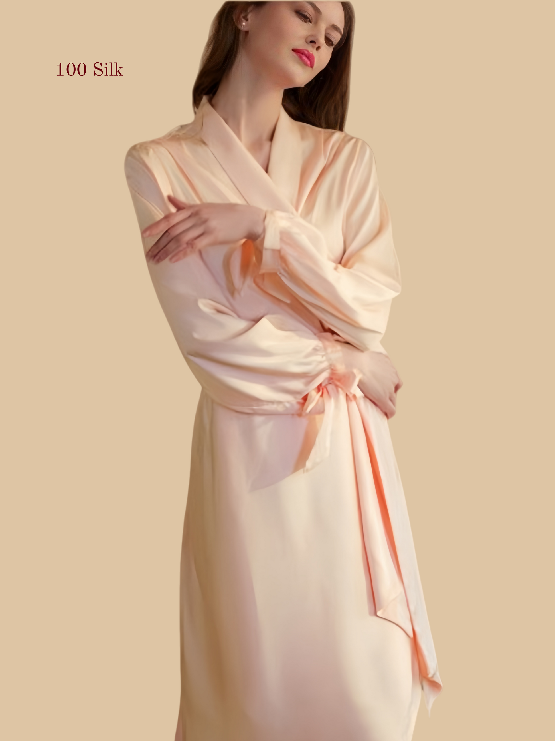 Long silk bathrobe with letter patterns