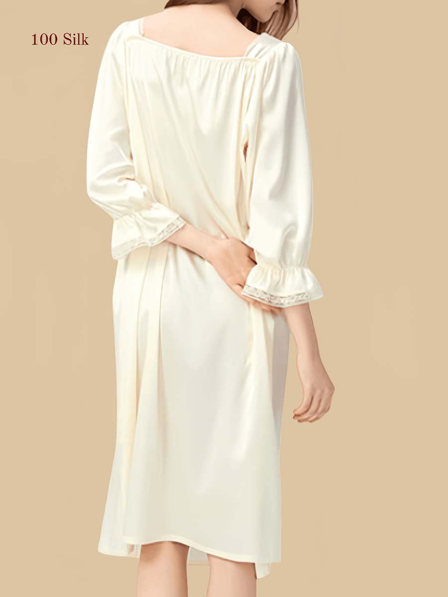 Women's long-sleeved silk nightdress